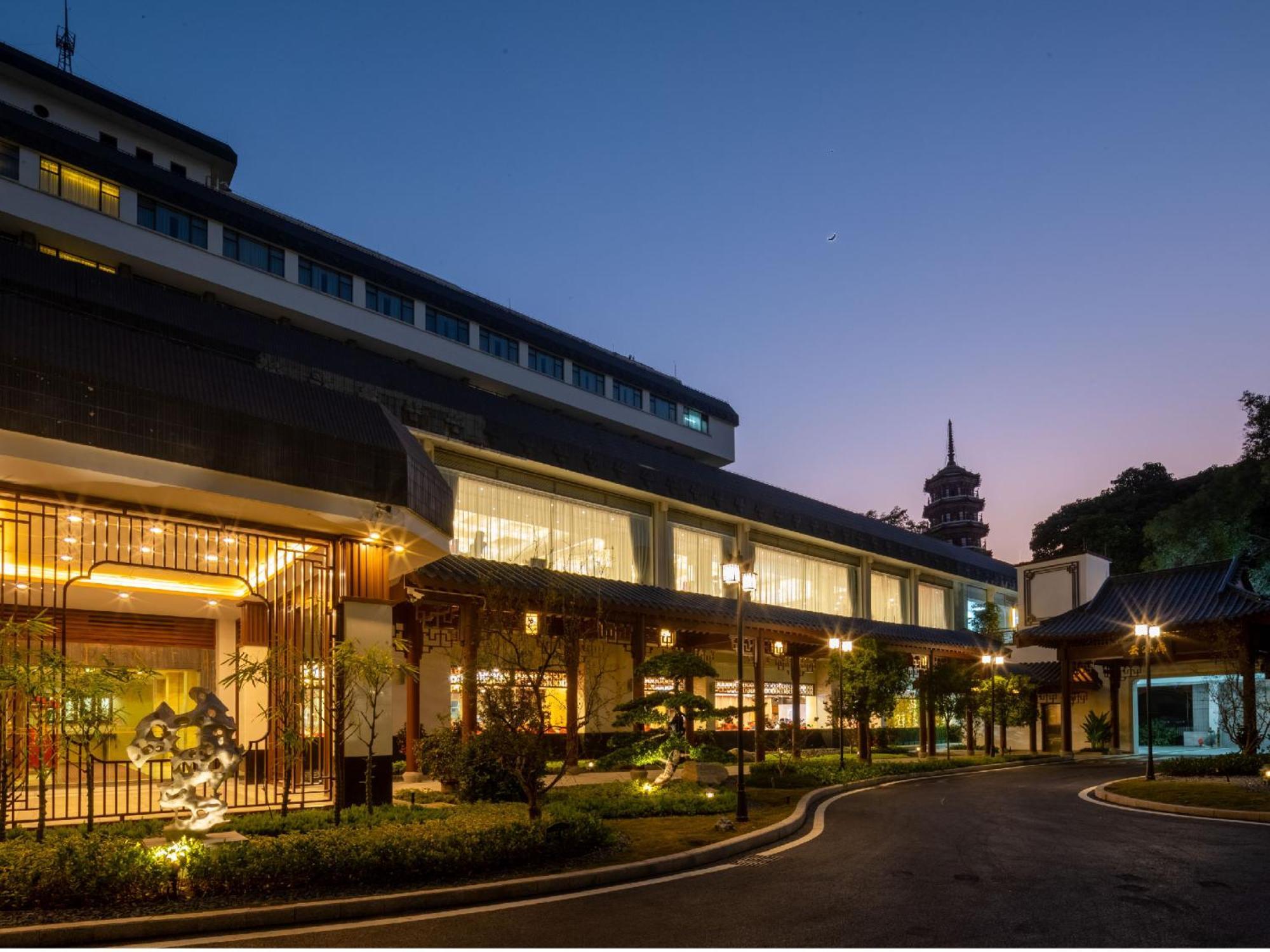 Guangdong Yingbin Hotel-Free Canton Fair Shuttle Bus Exterior foto