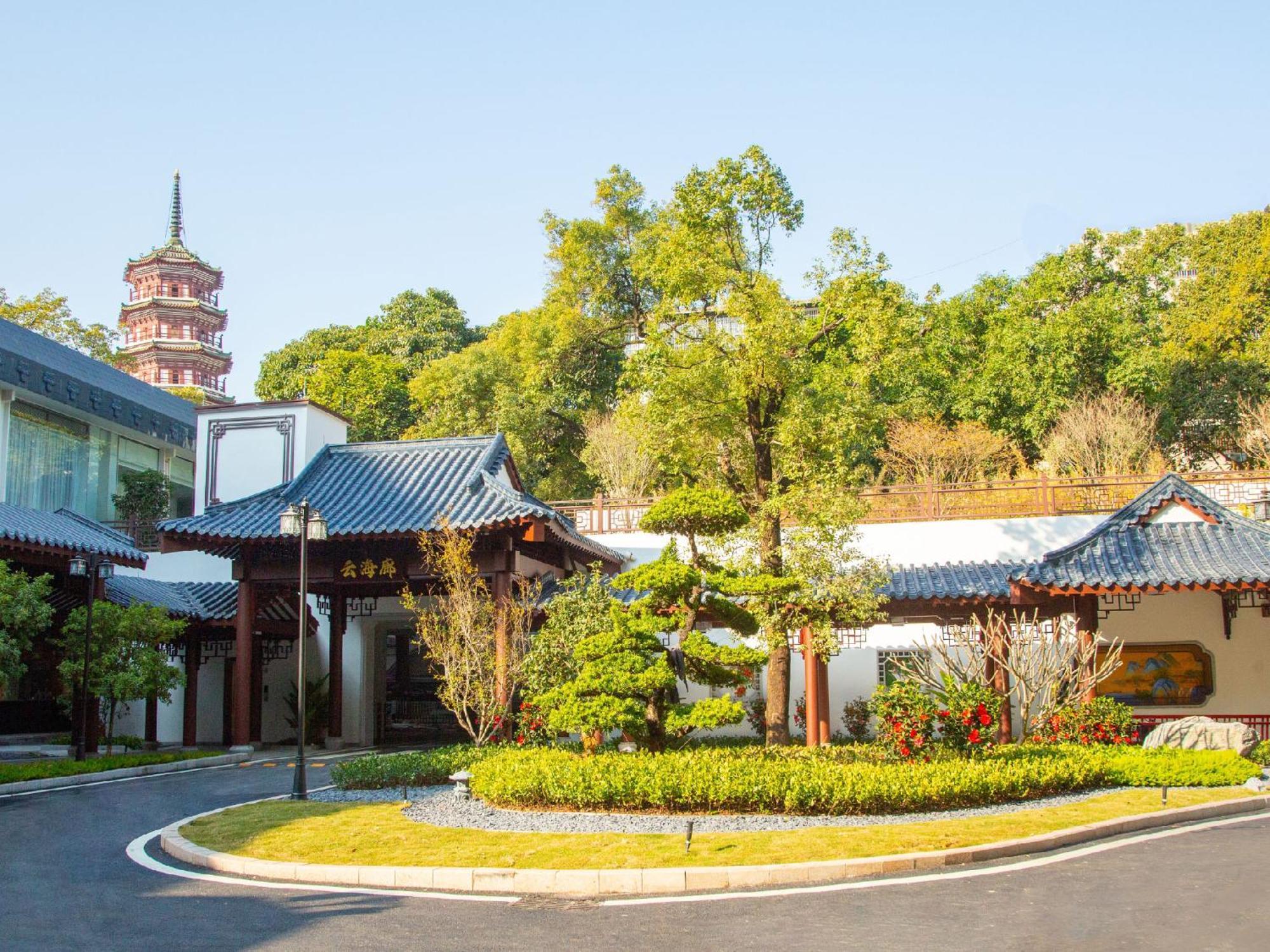 Guangdong Yingbin Hotel-Free Canton Fair Shuttle Bus Exterior foto